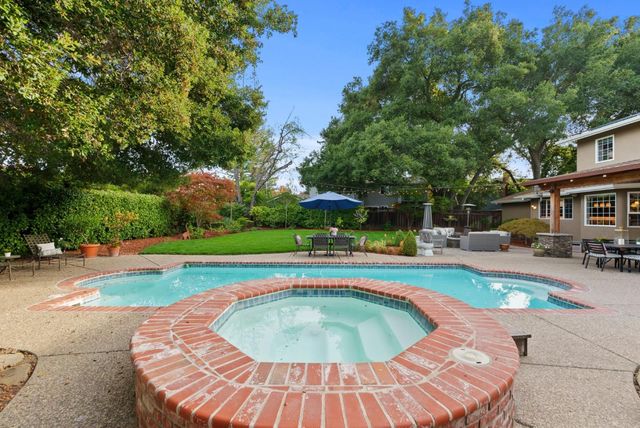 1335 Grant Road, Los Altos, CA 94024