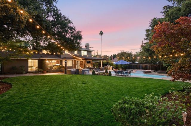 1335 Grant Road, Los Altos, CA 94024