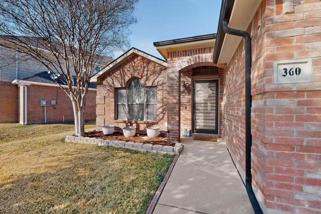 360 Fossil Bridge Drive, Fort Worth, TX 76131