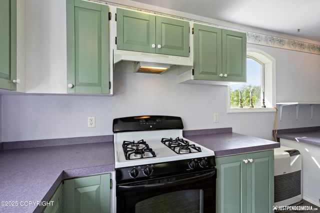 20414 W Lakes Boulevard, Big Lake, AK 99652