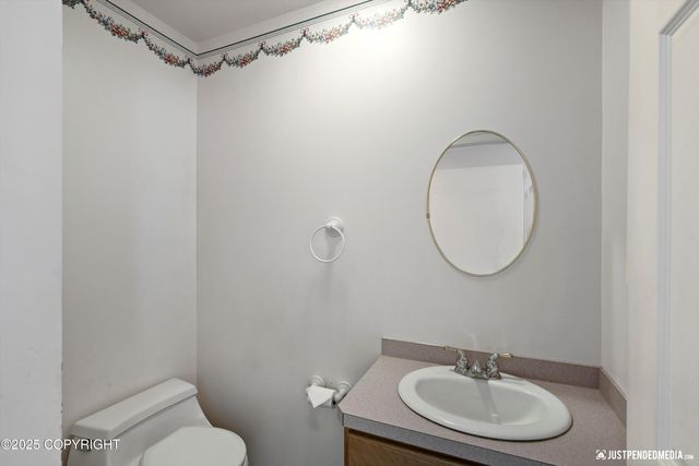 20414 W Lakes Boulevard, Big Lake, AK 99652
