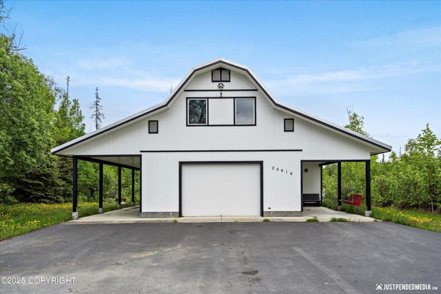 20414 W Lakes Boulevard, Big Lake, AK 99652