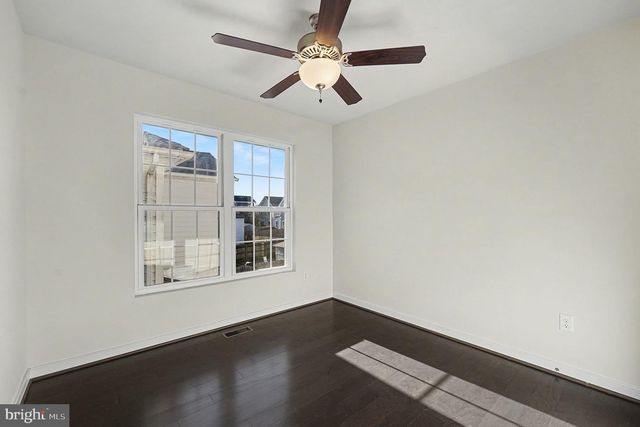 606 SHEPHERD ST, Fredericksburg, VA 22401