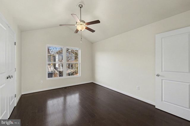 606 SHEPHERD ST, Fredericksburg, VA 22401