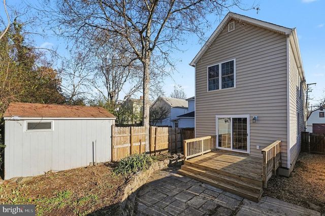 606 SHEPHERD ST, Fredericksburg, VA 22401