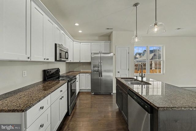 606 SHEPHERD ST, Fredericksburg, VA 22401