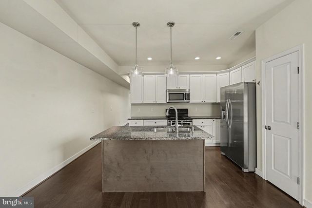 606 SHEPHERD ST, Fredericksburg, VA 22401