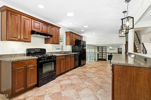 1404 Wildwood Drive, Chapel Hill, NC 27517