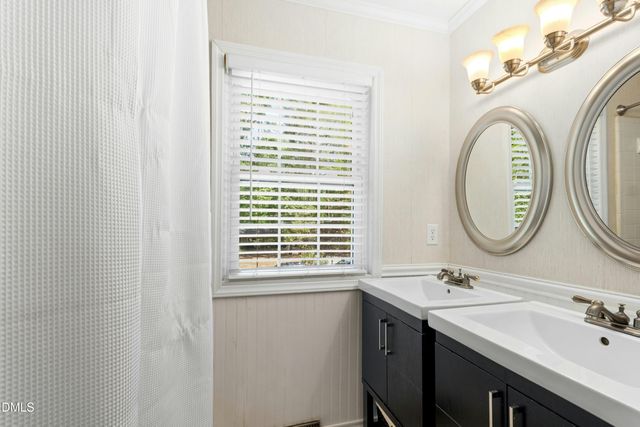1404 Wildwood Drive, Chapel Hill, NC 27517