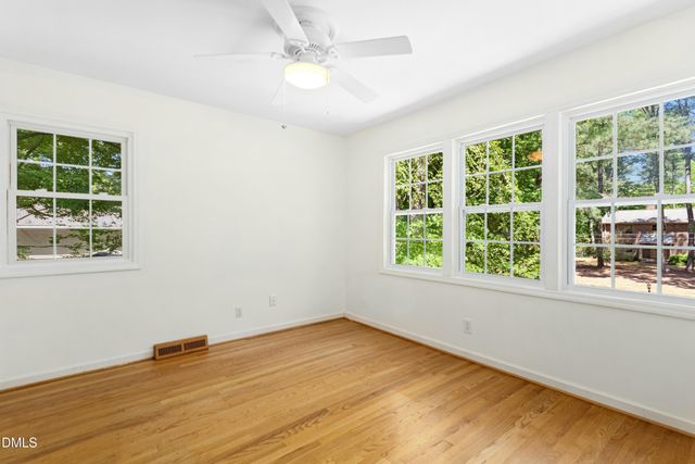 1404 Wildwood Drive, Chapel Hill, NC 27517
