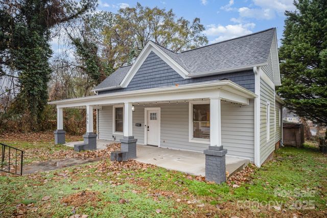 305 S Gaston Street, Dallas, NC 28034