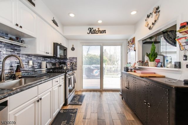 8 Kennedy Dr, Fairfield Twp., NJ 07004