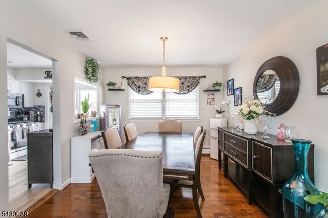 8 Kennedy Dr, Fairfield Twp., NJ 07004