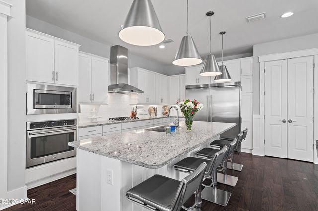 305 Flatwoods Forest Loop, Santa Rosa Beach, FL 32459