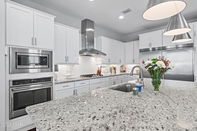 305 Flatwoods Forest Loop, Santa Rosa Beach, FL 32459