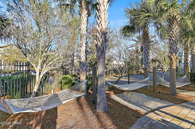 305 Flatwoods Forest Loop, Santa Rosa Beach, FL 32459