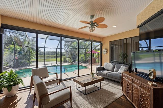 2002 PALM VIEW ROAD, Sarasota, FL 34240