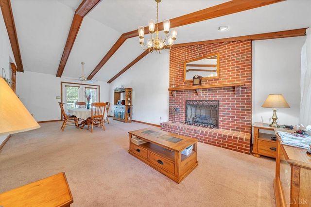 165 Fox Fire, Cloverdale, VA 24077
