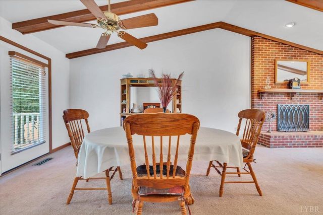 165 Fox Fire, Cloverdale, VA 24077