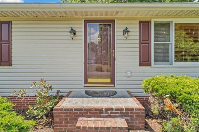 165 Fox Fire, Cloverdale, VA 24077