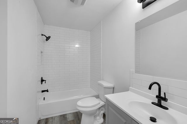 145 Goldust Avenue, Clarkesville, GA 30523