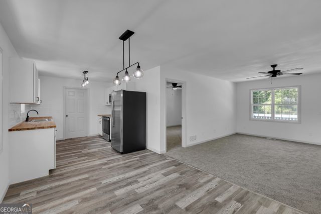 145 Goldust Avenue, Clarkesville, GA 30523