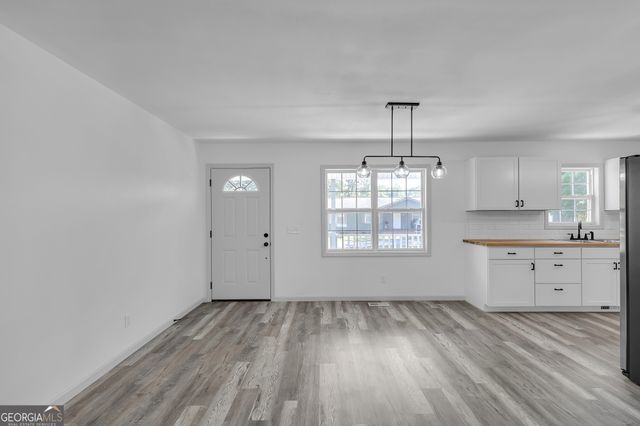 145 Goldust Avenue, Clarkesville, GA 30523