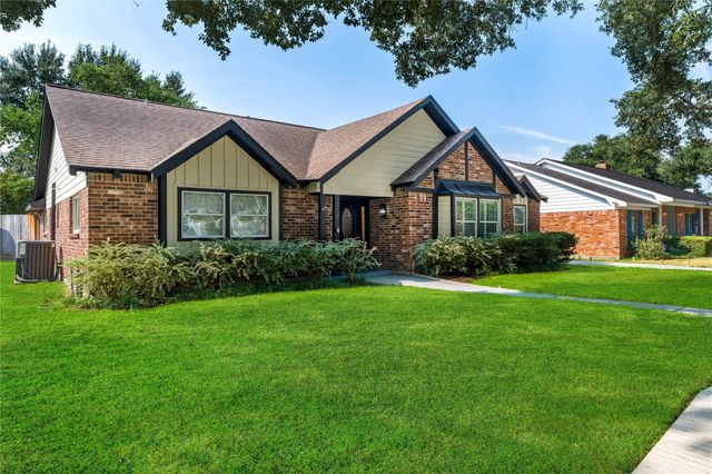 6203 Cheena Drive, Houston, TX 77096