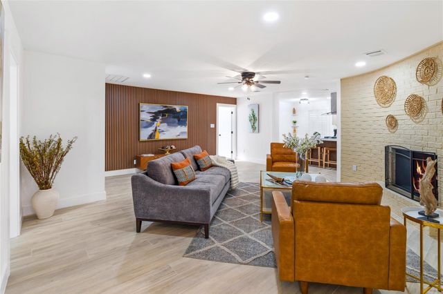 6203 Cheena Drive, Houston, TX 77096