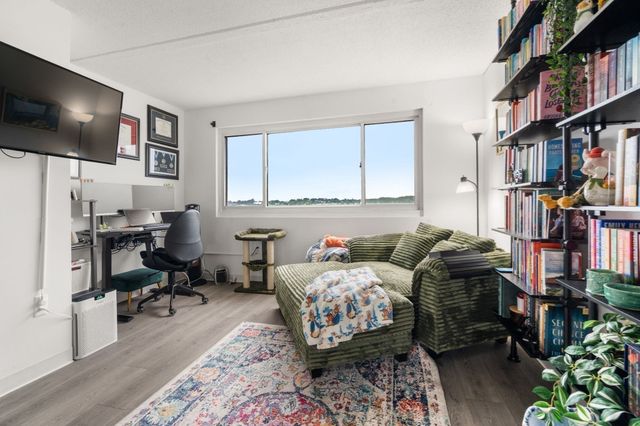 200 Cove Way 409, Quincy, MA 02169