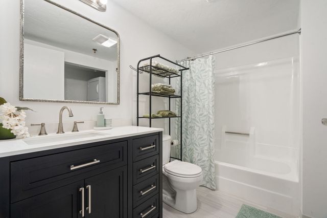200 Cove Way 409, Quincy, MA 02169