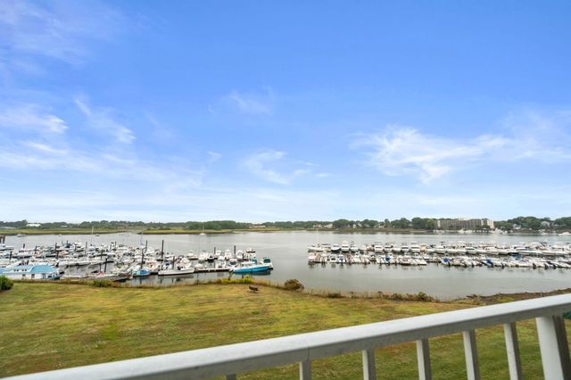 200 Cove Way 409, Quincy, MA 02169