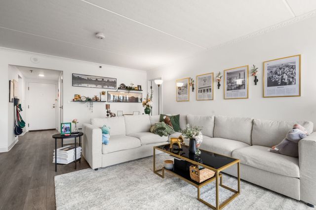 200 Cove Way 409, Quincy, MA 02169