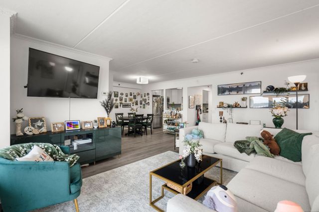 200 Cove Way 409, Quincy, MA 02169