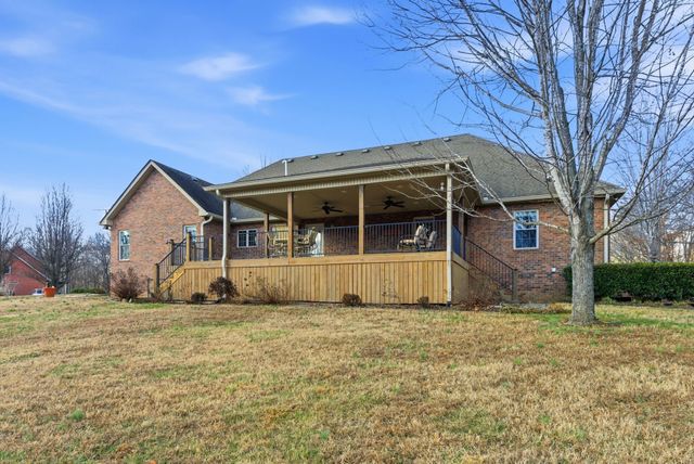 7333 Moore Rd, Greenbrier, TN 37073
