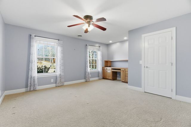 7333 Moore Rd, Greenbrier, TN 37073