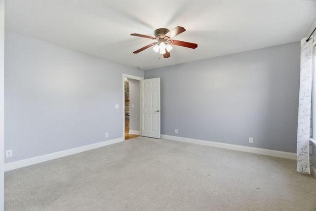 7333 Moore Rd, Greenbrier, TN 37073