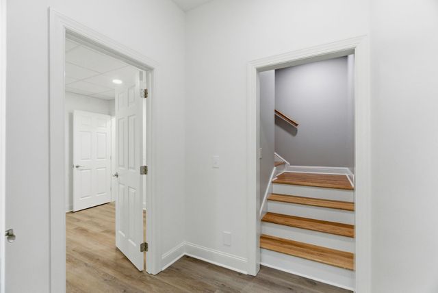 7333 Moore Rd, Greenbrier, TN 37073