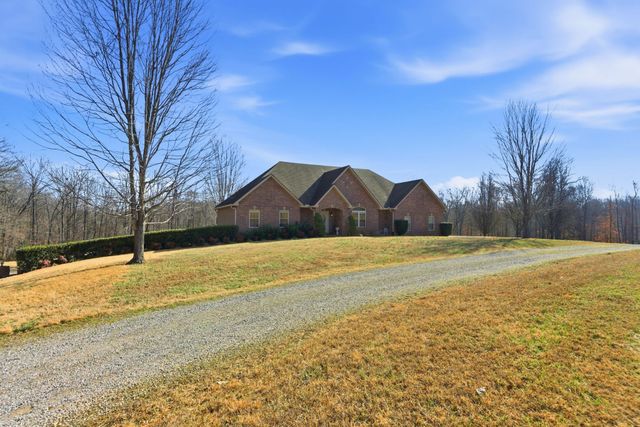 7333 Moore Rd, Greenbrier, TN 37073