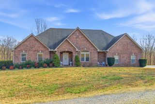 7333 Moore Rd, Greenbrier, TN 37073
