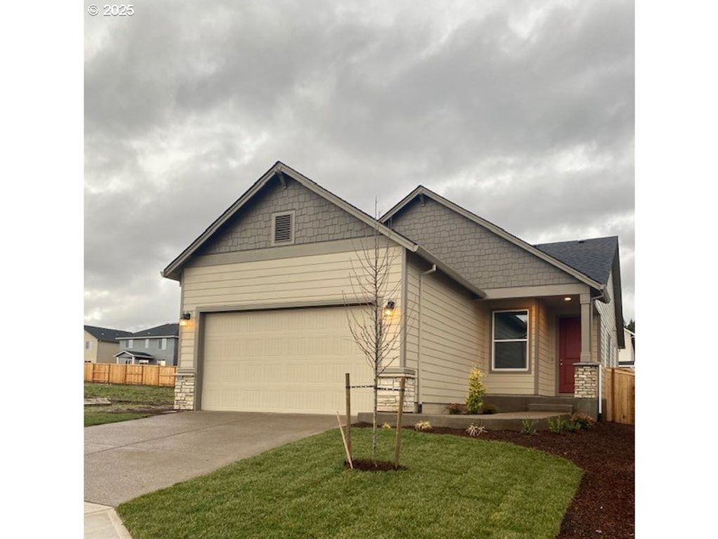 1467 N Millican Creek St, Lafayette, OR 97127