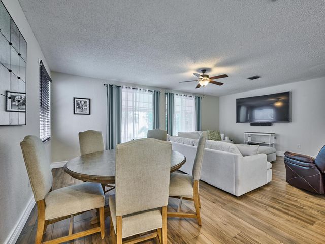 2067 Cezanne Road, West Palm Beach, FL 33409