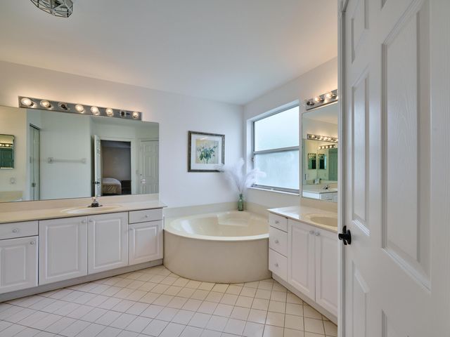 2067 Cezanne Road, West Palm Beach, FL 33409