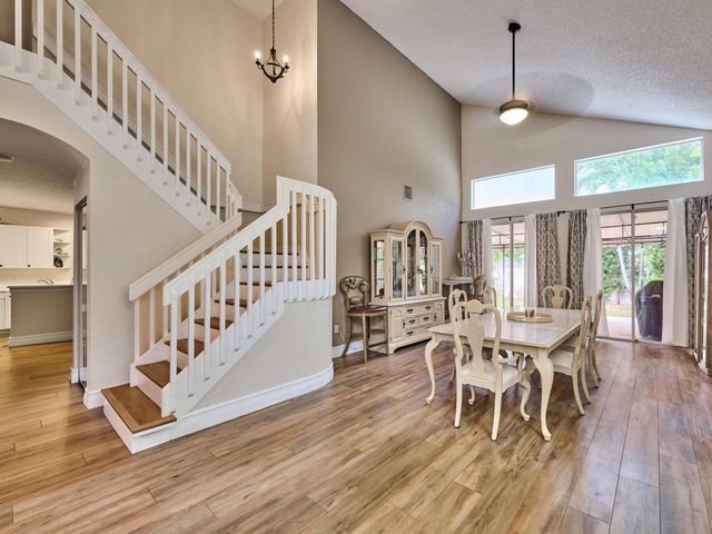 2067 Cezanne Road, West Palm Beach, FL 33409