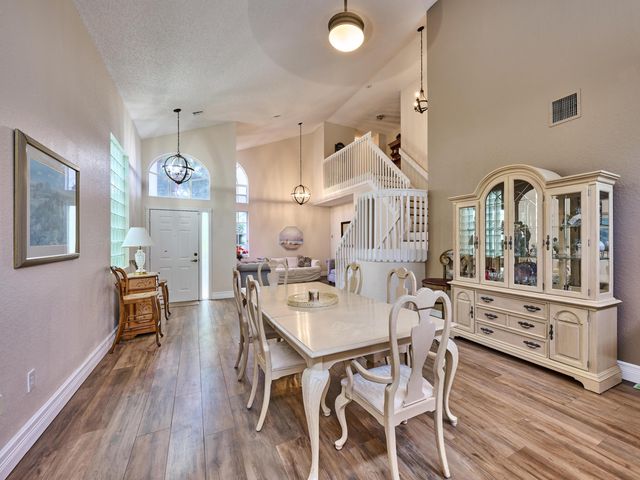 2067 Cezanne Road, West Palm Beach, FL 33409