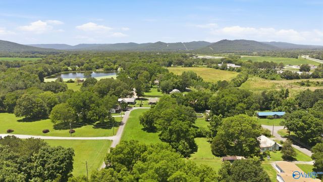 185 3rd Street, Gurley, AL 35748