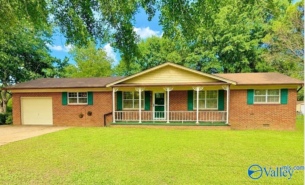 185 3rd Street, Gurley, AL 35748