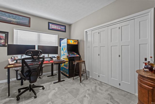 4136 Lake Windemere Lane, Kokomo, IN 46902