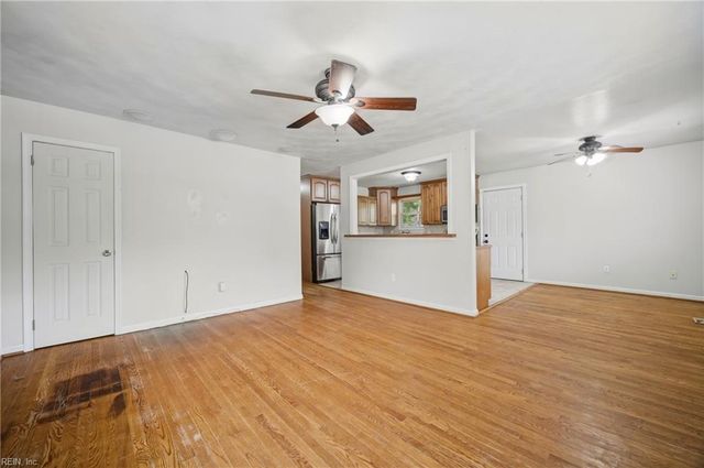 312 S Curry ST, Hampton, VA 23663