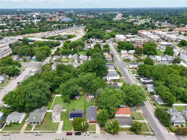 312 S Curry ST, Hampton, VA 23663